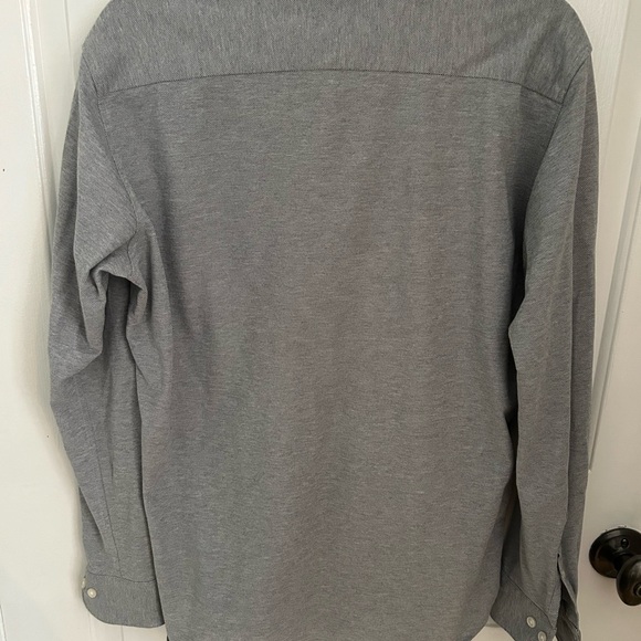 Uniqlo Men’s Shirt- Sz M Slim Fit- NWOT - Picture 2 of 4